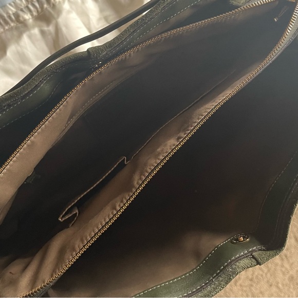 Coach Green Suede Shoulder bag - Picture 6 of 9